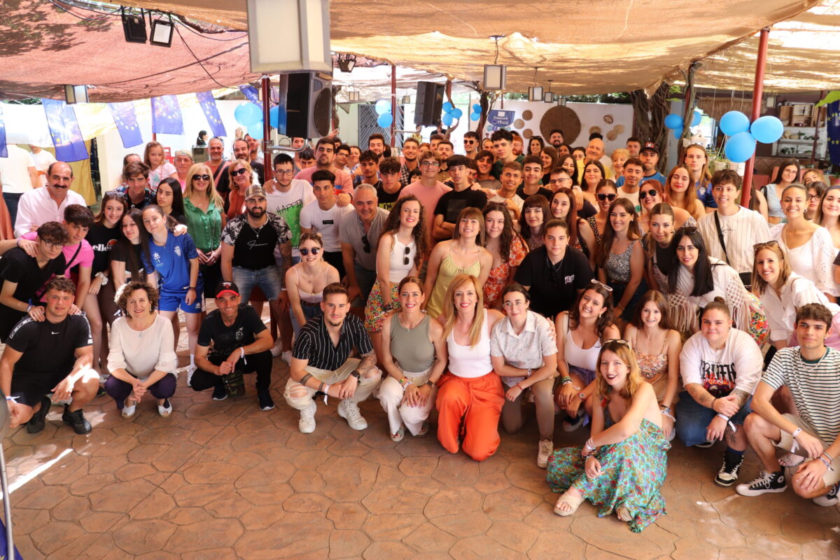 Más de 130 jóvenes maraceneros se reúnen para celebrar el décimo aniversario del programa Erasmus+