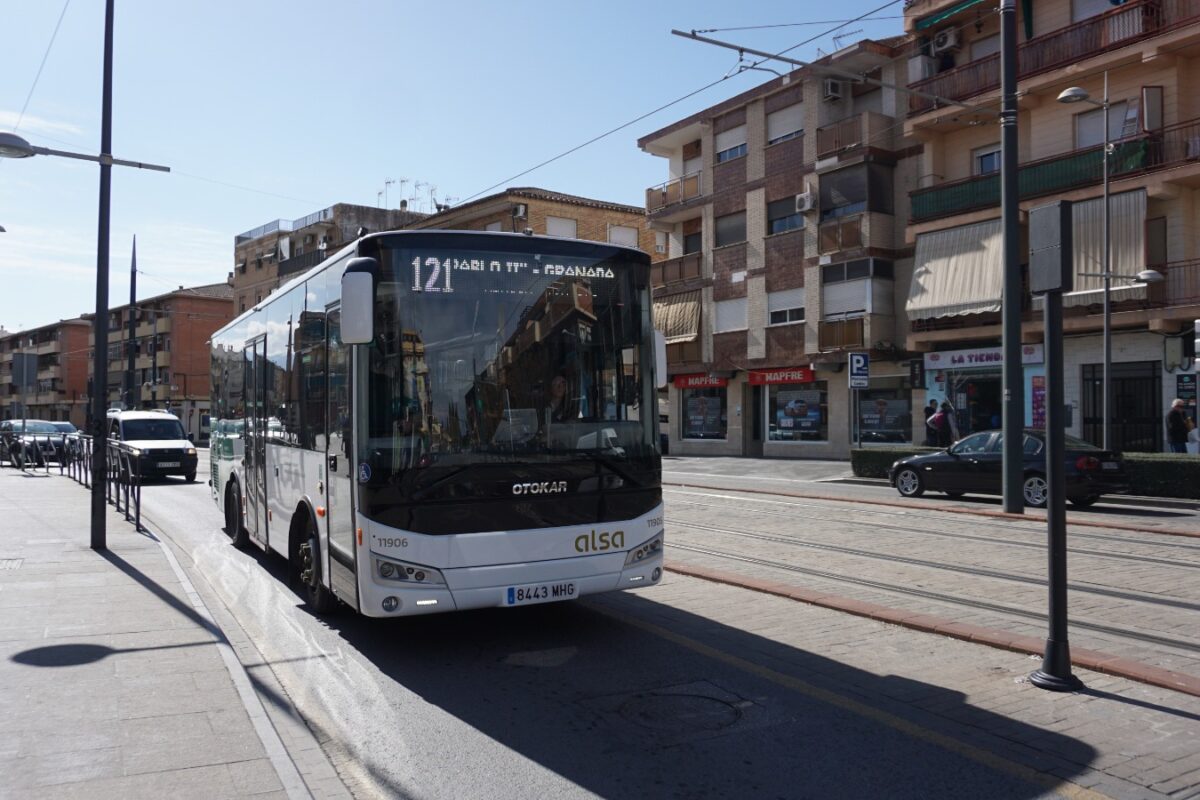 LA LINEA 121 DARÁ SERVICIO LOS SÁBADOS POR LA TARDE